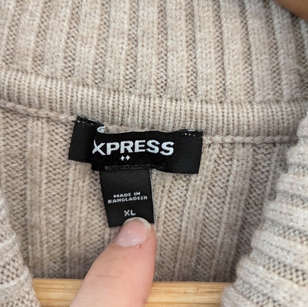 Express Oatmeal Beige Ribbed Turtleneck Sweater Size XL - Picture 2 of 4